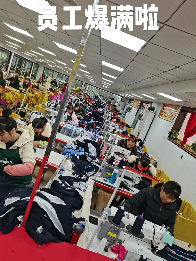 帶你走進(jìn)網(wǎng)紅服裝廠 努力創(chuàng)造淡季不淡、旺季更旺的零售奇跡
