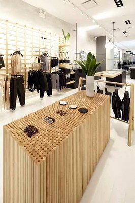 炫酷揭幕！Lululemon美國首家前衛(wèi)服飾實(shí)驗(yàn)店引領(lǐng)零售新浪潮